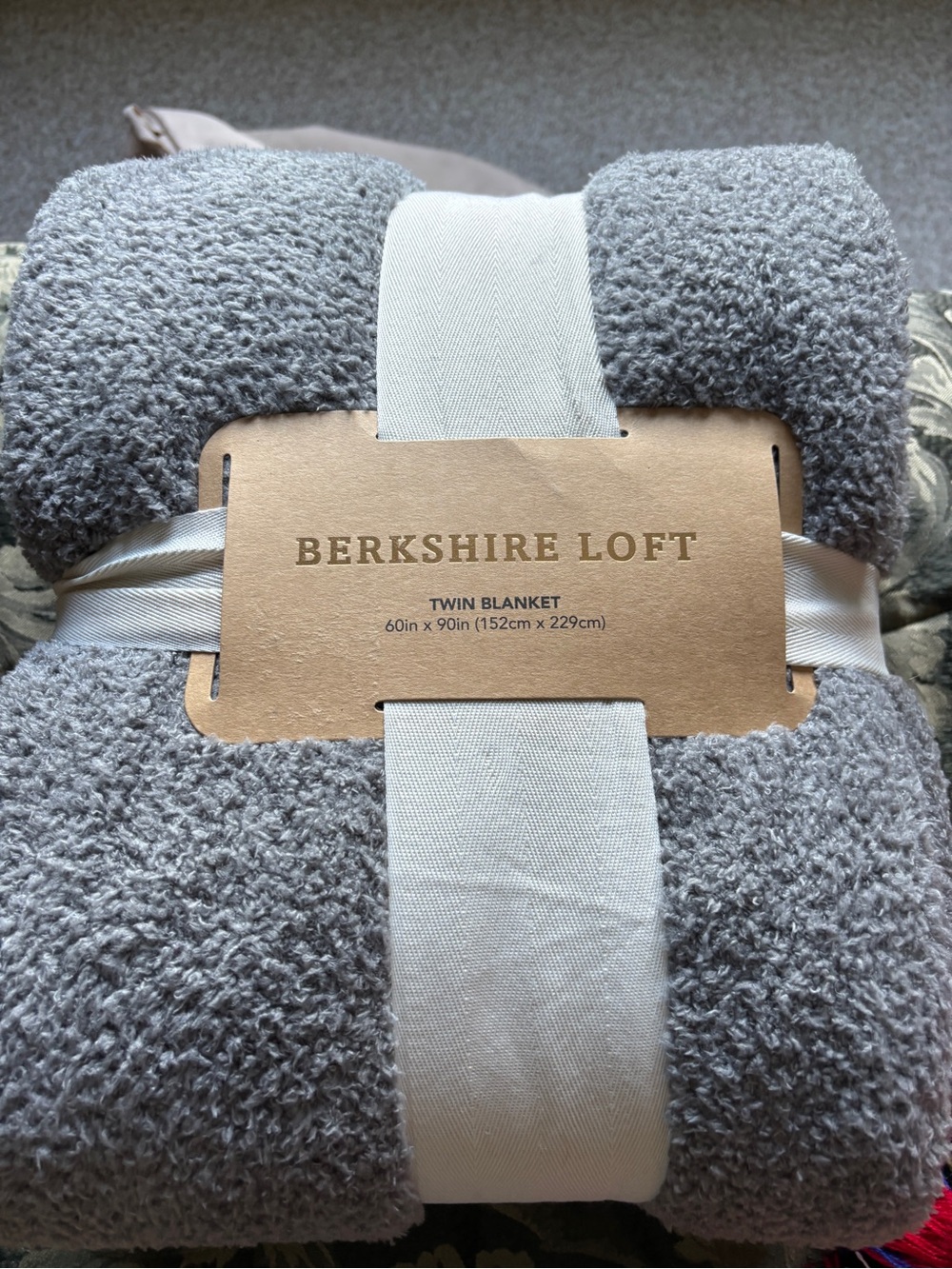 Berkshire Plush Twin Blanket - Light Gray